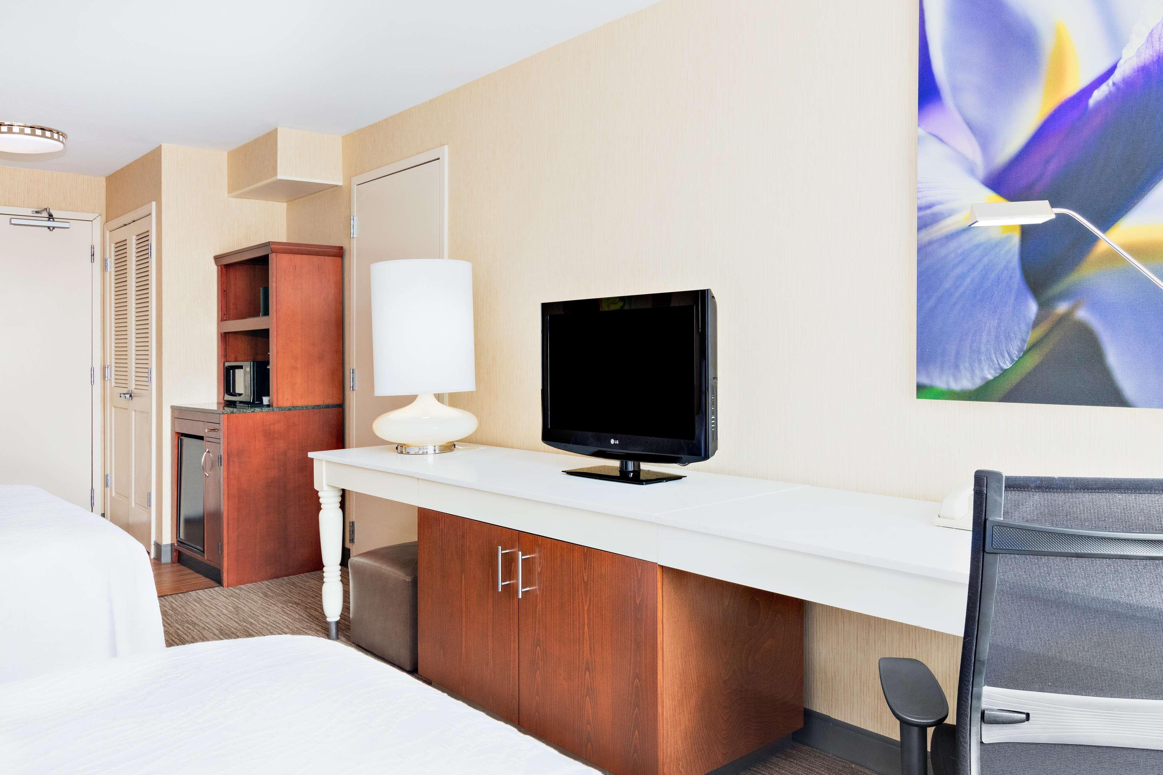 Hilton Garden Inn Folsom Esterno foto