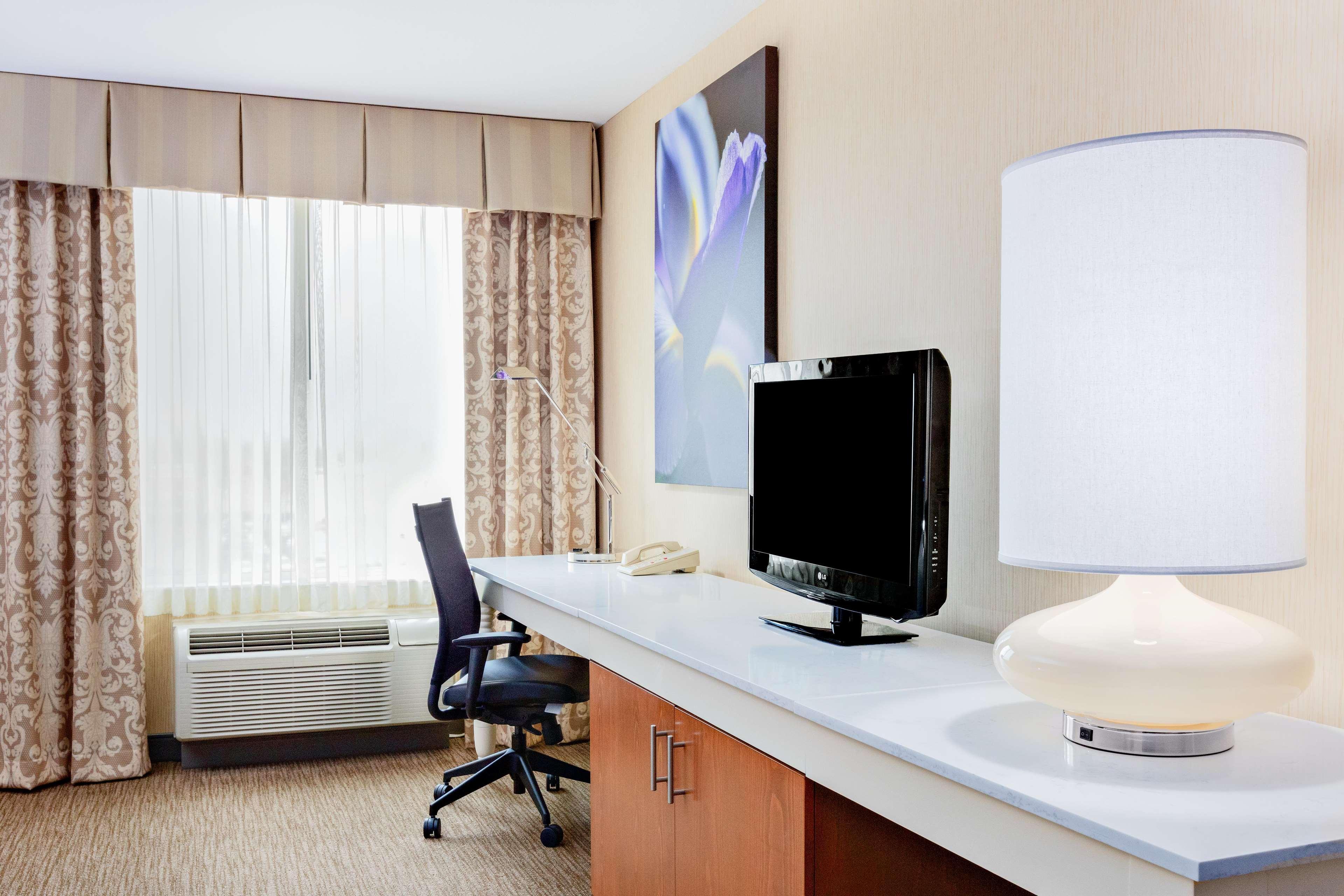 Hilton Garden Inn Folsom Esterno foto