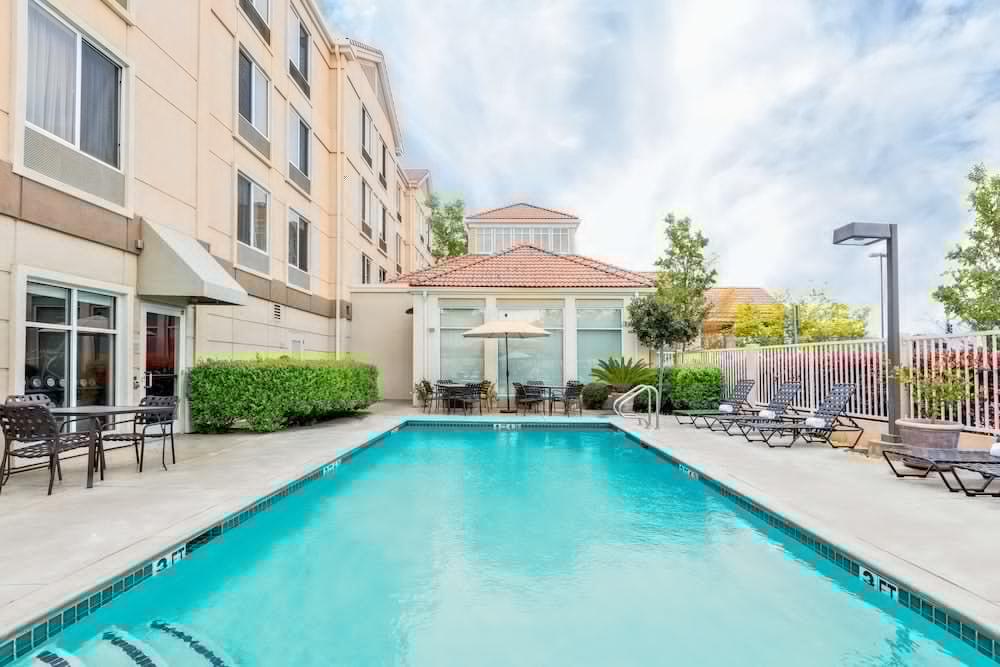 Hilton Garden Inn Folsom Esterno foto