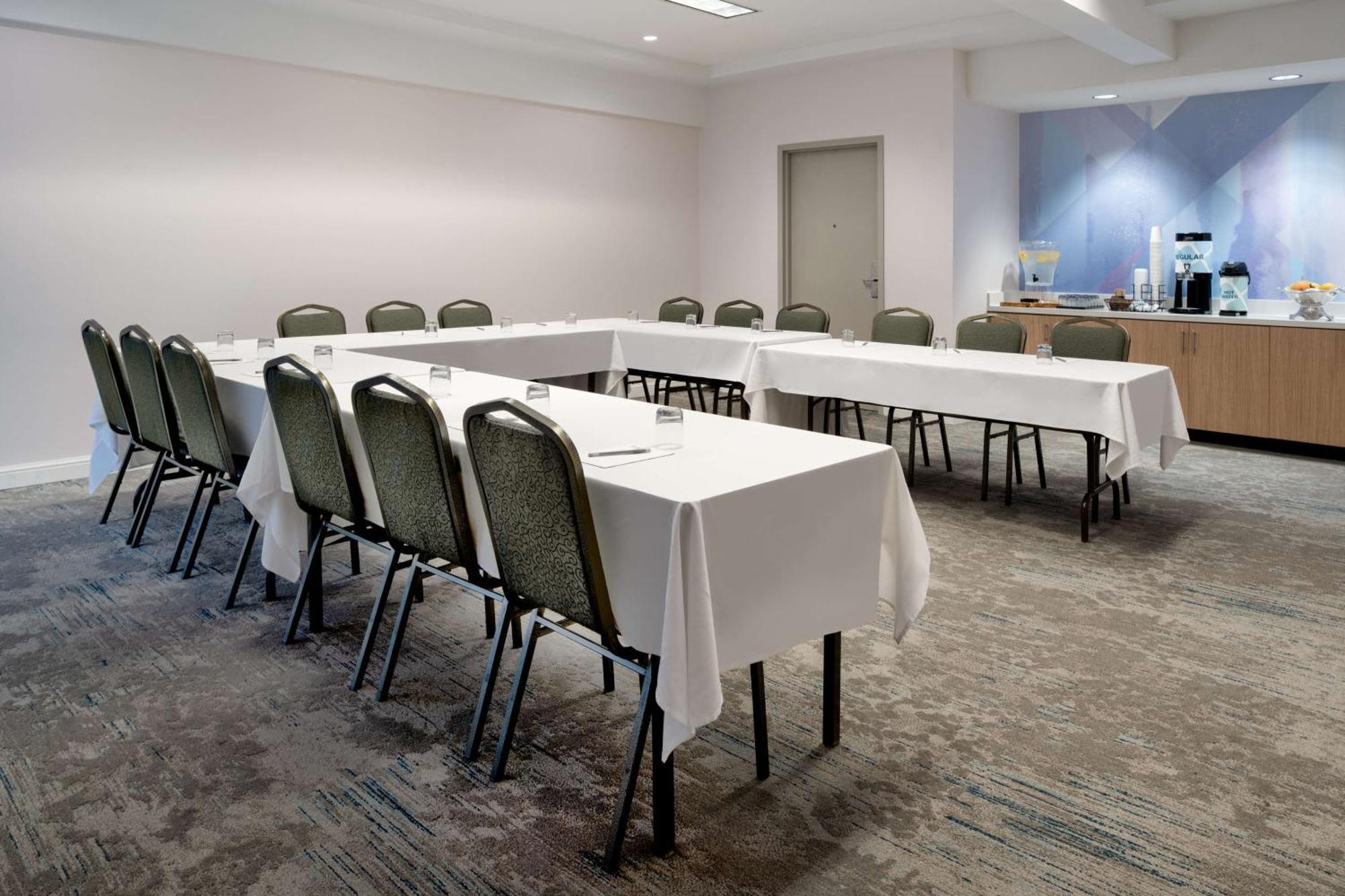 Hilton Garden Inn Folsom Esterno foto
