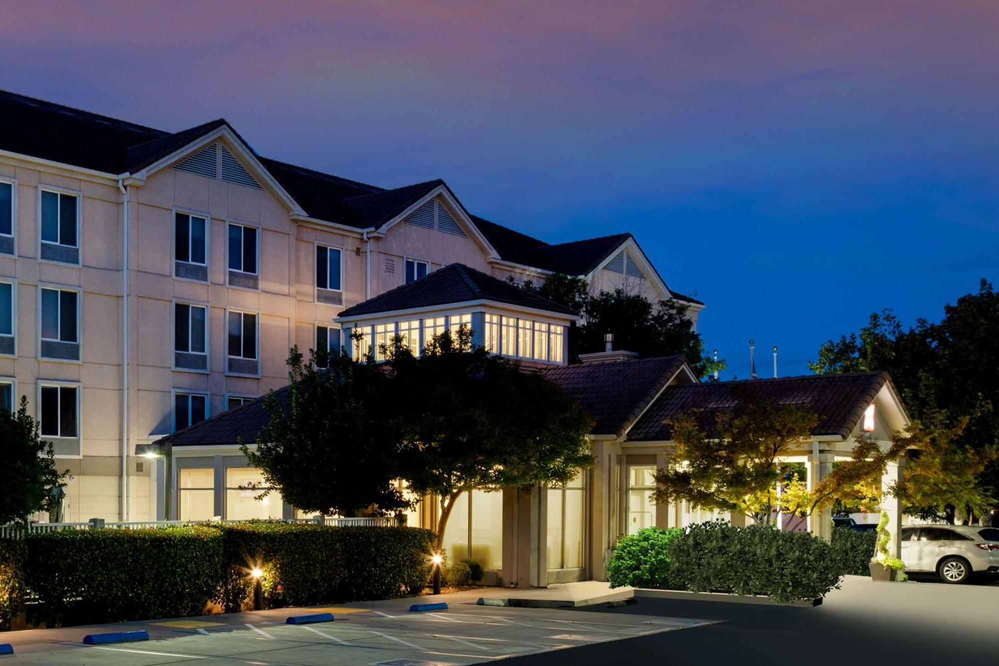 Hilton Garden Inn Folsom Esterno foto