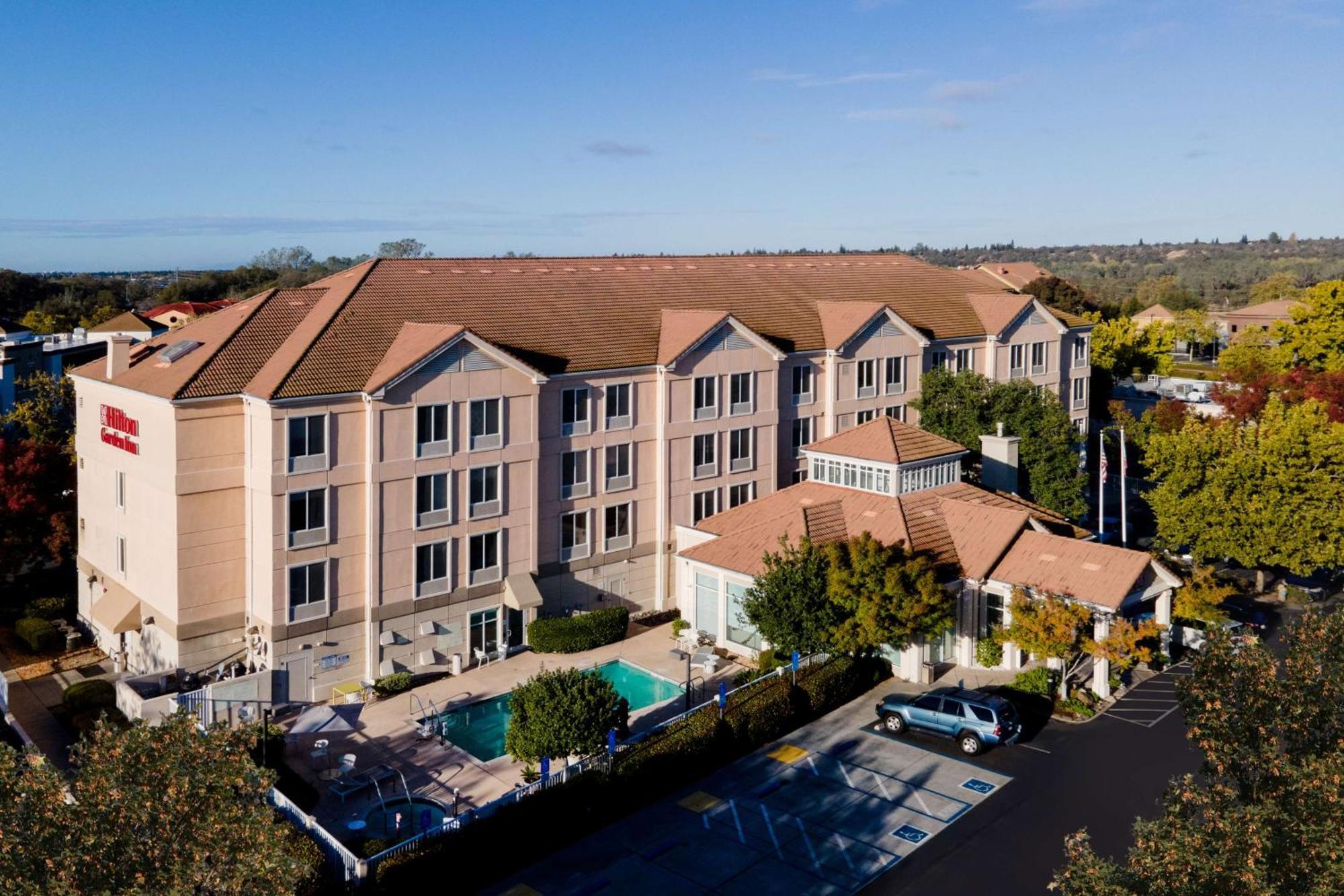 Hilton Garden Inn Folsom Esterno foto